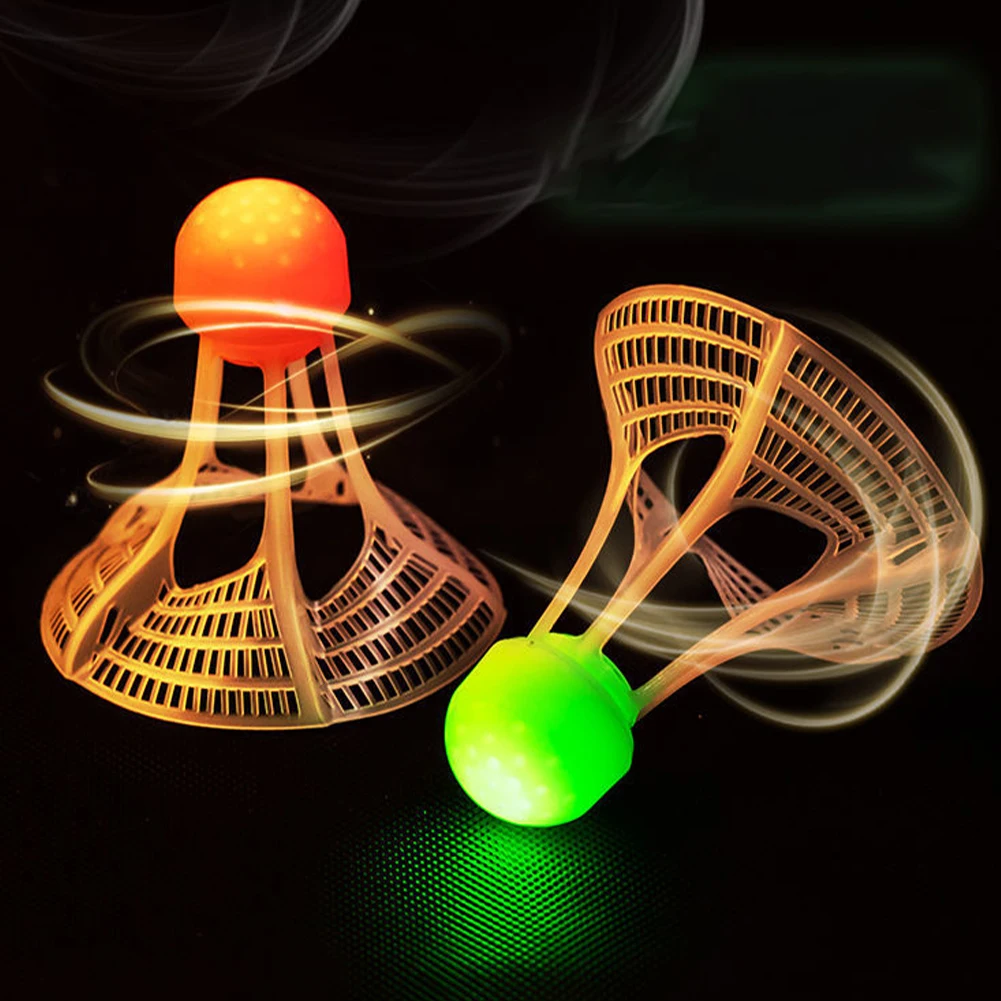 كرة الريشة المتوهجة المقاومة ل - مراجعة Badminton Nylon Shuttlecock وسعره