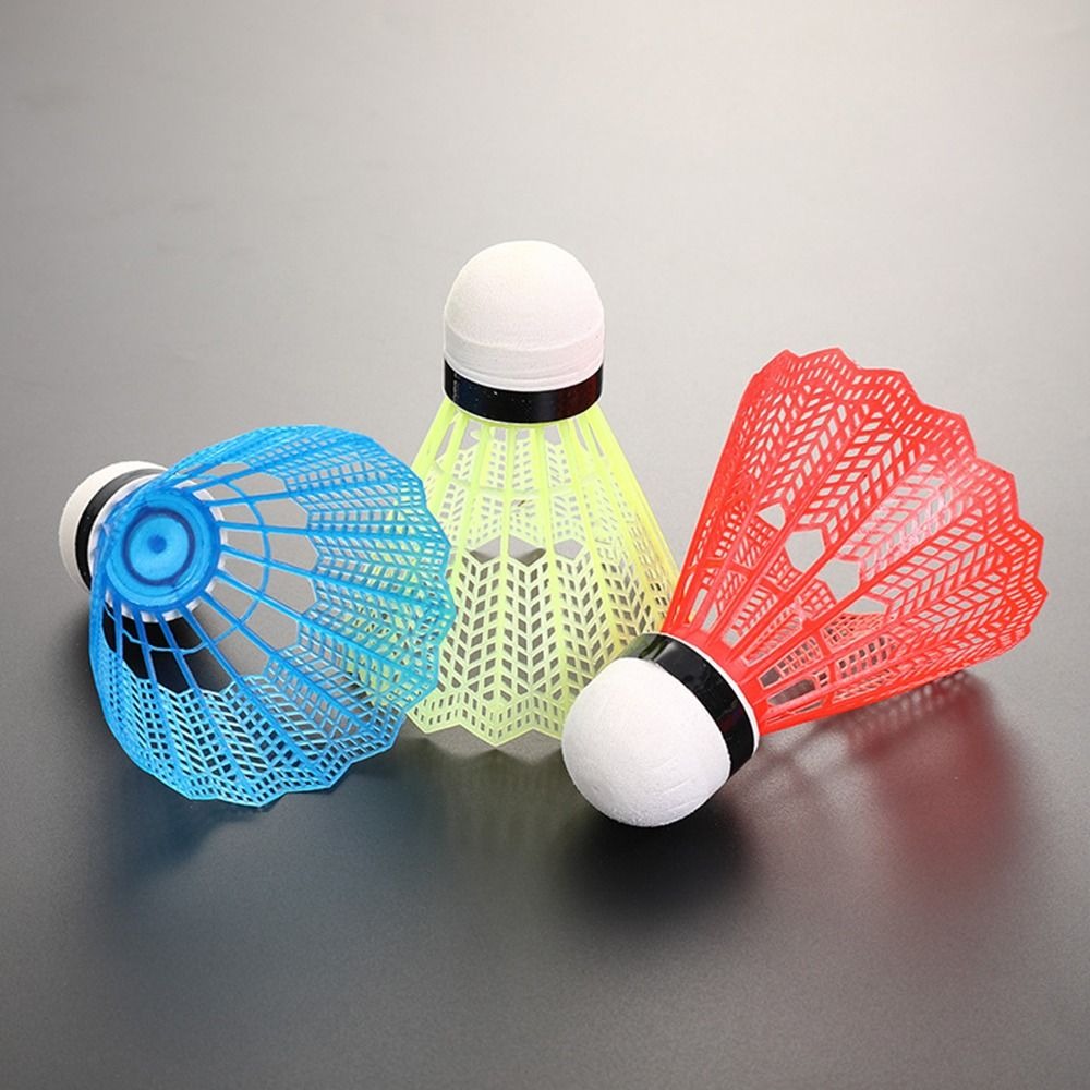 كرة دوارة بلاستيكية مقاومة للر - مراجعة Badminton Nylon Shuttlecock وسعره