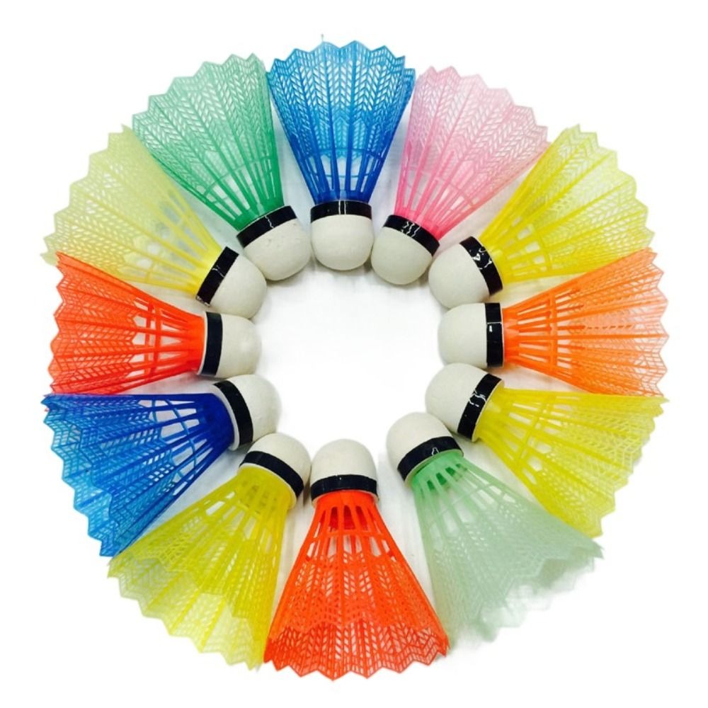 كرة فوم متعددة الألوان مقاومة  - مراجعة Badminton Nylon Shuttlecock وسعره